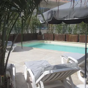 3* Hotel Brit Hotel Confort Le Revest Sainte-Maxime